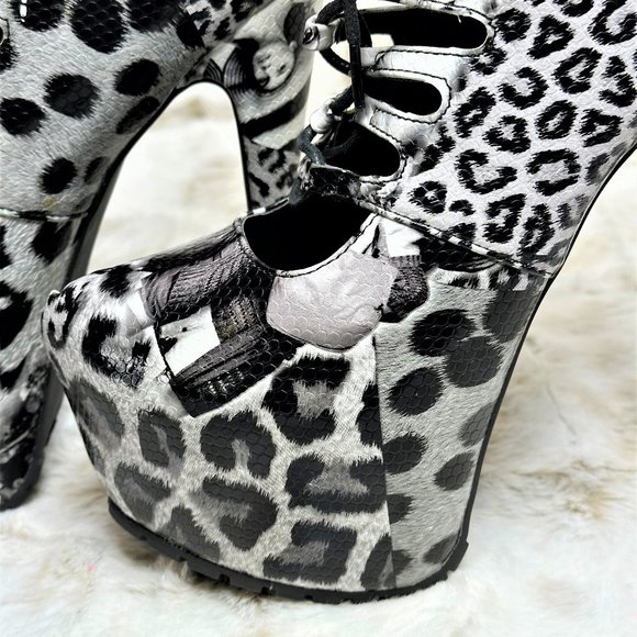 Privileged Platform Ankle Boots Animal Mag Print Lug Sole - Picture 7 of 15